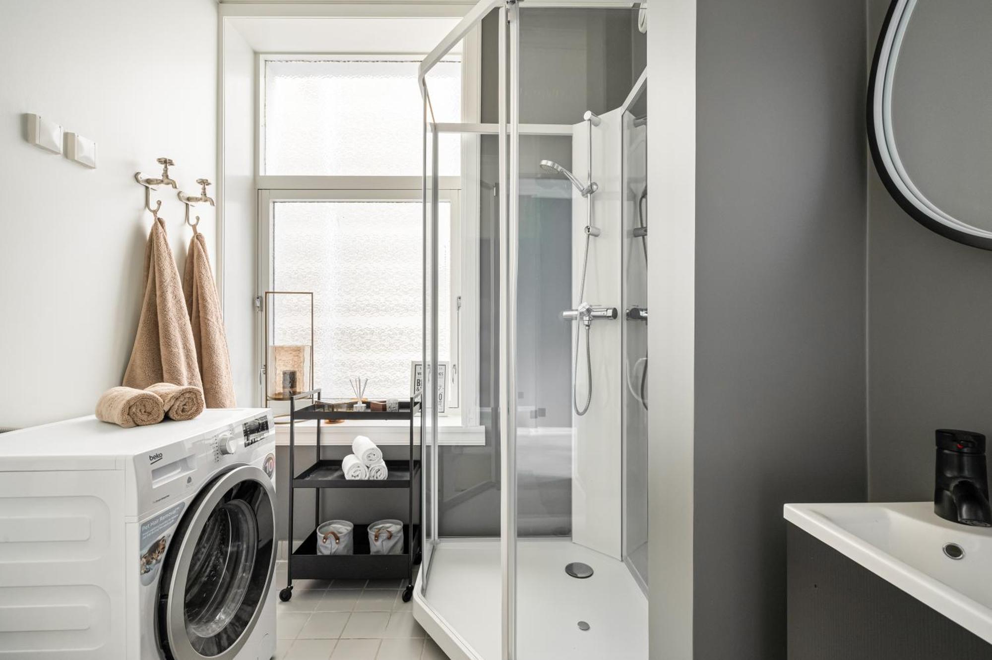 Bergen Beds Apartments - Unbeatable location! Bergen
