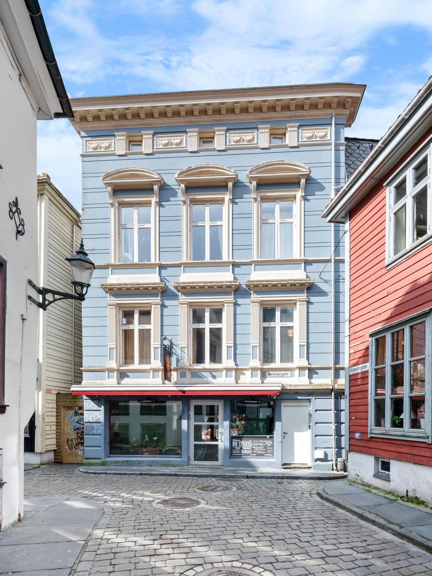 Bergen Beds Apartments - Unbeatable location!